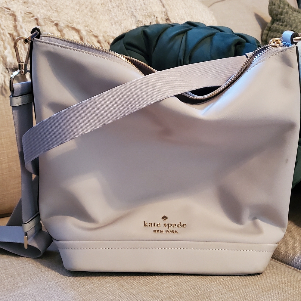 Kate Spade Light Gray Chelsea Duffle Bag